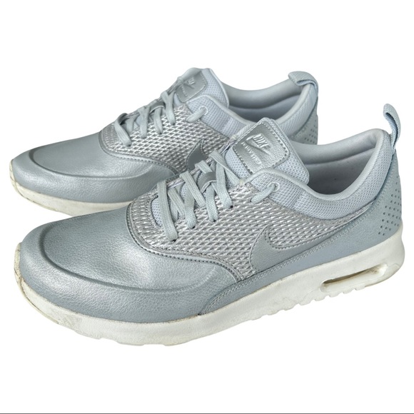 Nike Air Max Thea Premium Metallic Platinum Muted Silver Size 10 Sneaker - Picture 2 of 11